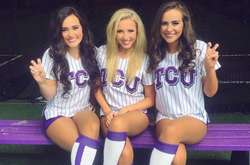 Ефектні вболівальниці. Яскраві фото дівчат з груп підтримки спортивних команд