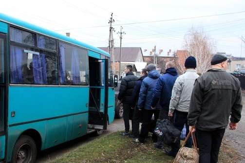 На Донбассе из плена боевиков освободили 16 украинцев