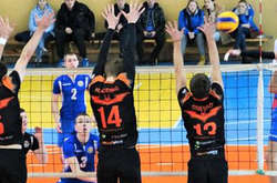 На новорічну перерву лідером чоловічої Суперліги з волейболу пішов харківський «Локомотив»