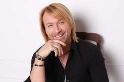 Монатик и Олег Винник рассказали о своих новогодних традициях