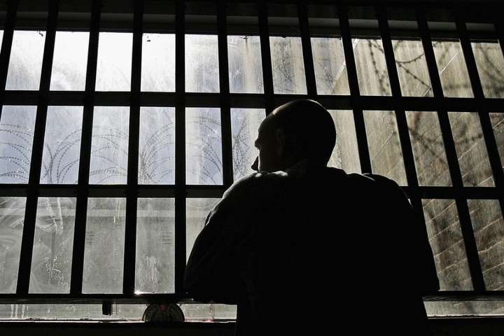 На Луганщині суд відправив за ґрати інформатора терористів