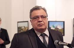  Посла Росії в Туреччині вбили у грудні 2016 року 