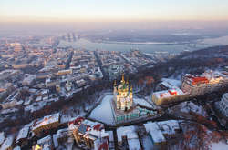 В Киеве погода опять удивила рекордным теплом