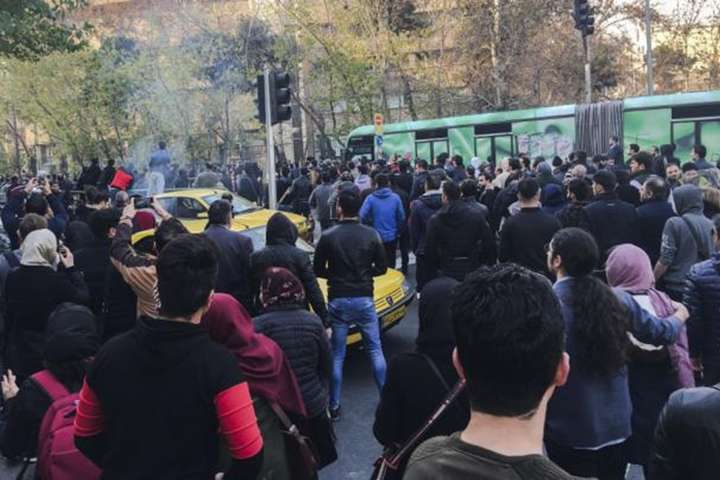 Протести в Ірані: є жертви