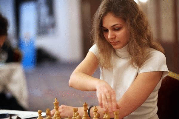 Рейтинг FIDE. Сестри Музичук закінчили рік в топ-10