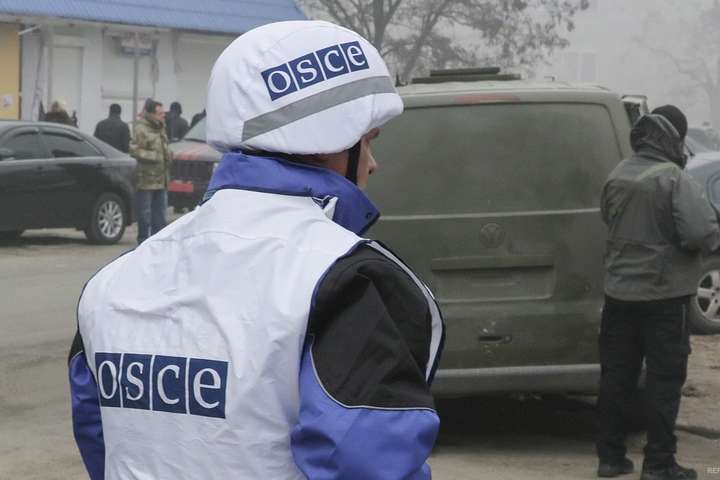ОБСЄ за вихідні зафіксувала 361 вибух на Донбасі