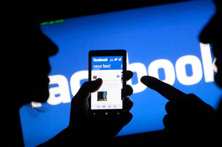 Німеччина хоче запровадити санкції проти Facebook 
