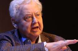 Олега Табакова отключили от аппарата искусственной вентиляции легких