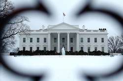 В Белом доме запретили личные мобильные телефоны