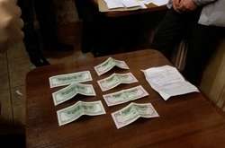У Запоріжжі СБУ затримала на хабарі працівника митниці