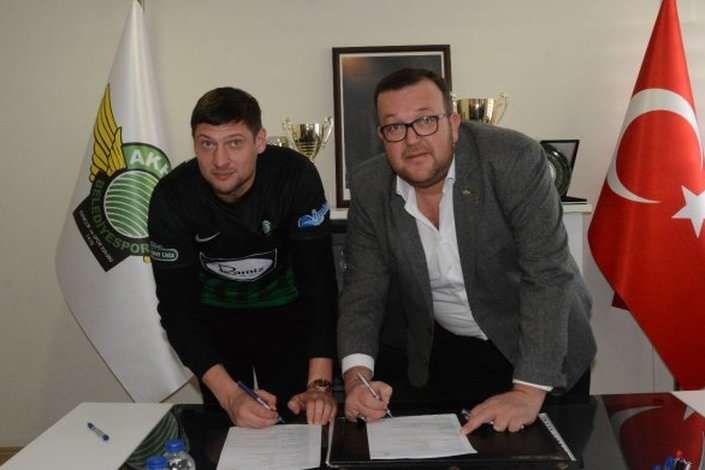 Євген Селезньов. Фото: <span>akhisarspor.com.tr</span> - Євген Селезньов: Буду боротися за емблему на моїх грудях
