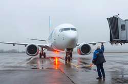 Аеропорт «Київ» вперше прийняв літак Boeing 737 MAX (фото)