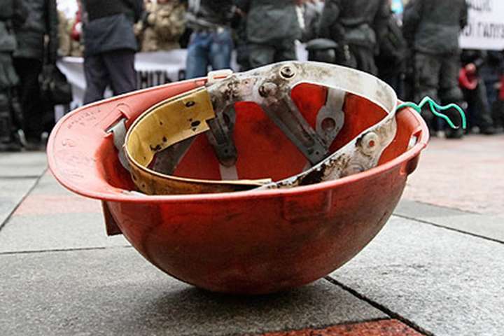 У Павлограді провели мітинг на підтримку шахтарів, що голодують