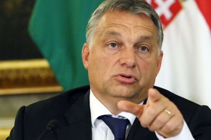 Орбан назвав біженців, що прибувають в Угорщину, «мусульманськими загарбниками»