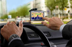 Через збій в роботі GPS навігатори в центрі Москви відправляють водіїв в океан