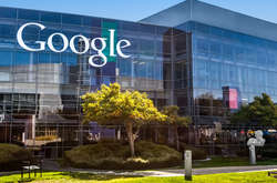 Экс-работник Google подал на компанию в суд за ущемление прав белых мужчин. Кто он и что пошло не так