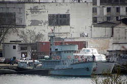 Путін хоче віддати Києву те, що лишилося від українських кораблів в окупованому Криму