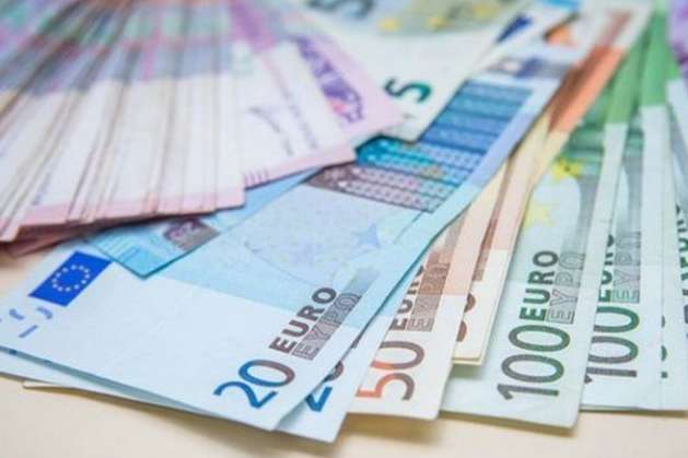 Курс валют: євро перетнув позначку в 34 гривні