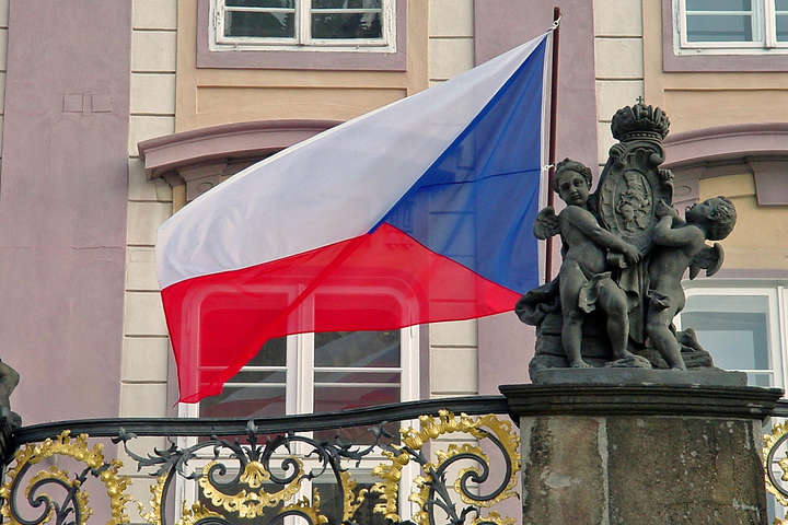 В Чехии стартовал первый тур президентских выборов