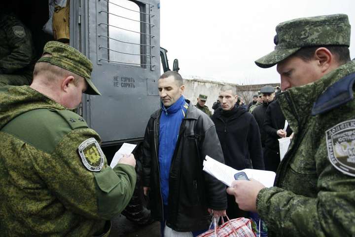 Обмін полоненими - Представник омбудсмена: наступний обмін полоненими на Донбасі може відбутися простіше