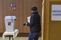 У Чехії завершився перший тур президентських виборів