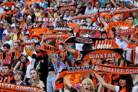Ультрас «Шахтаря» подякували фанатам «Динамо» за допомогу