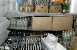 Правоохоронці на Вінниччині вилучили алкогольного фальсифікату на півмільйона гривень (фото)