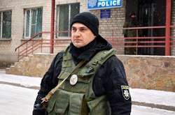 Поліцейський на Донеччині врятував перехожого, у якого почався епілептичний напад