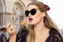 Племянница принцессы Дианы снялась в соблазнительной фотосессии