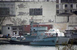 Росія хоче повернути Україні військову техніку з окупованого Криму