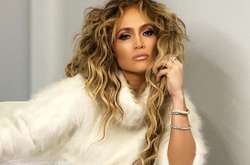Фолловеров Дженнифер Лопес возмутила стоимость носков певицы