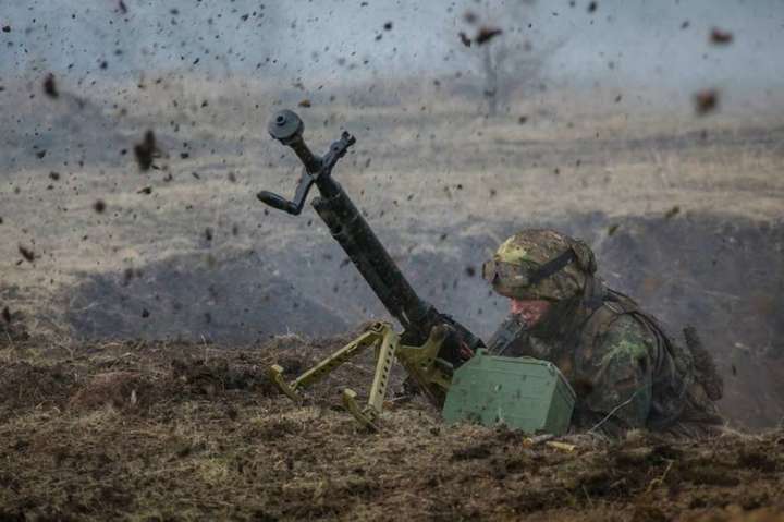 Бойовики біля Кам’янки обстріляли бійців Збройних Сил 