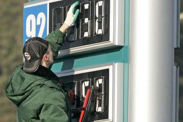 Експерт пояснив, чому зростає вартість бензину на АЗС
