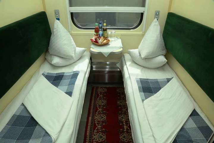 «Укрзализныця» рассказала о новом постельном белье в поездах