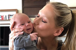 Курнікова та Іглесіас вперше показали своїх двійнят