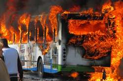 У Казахстані через пожежу в автобусі загинули 52 людини