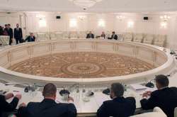 У Мінську триває засідання щодо Донбасу: обговорюють списки на новий обмін