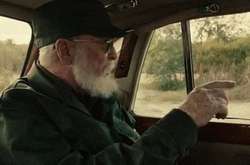 В сети опубликовали трейлер фильма «Мой друг-диктатор» с Майклом Кейном в главной роли