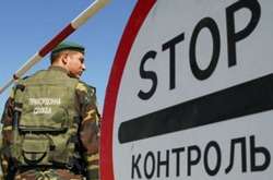 На українському кордоні через негоду перестали працювати кілька пунктів пропуску  