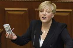 Порошенко вніс до Ради подання на звільнення Гонтаревої 