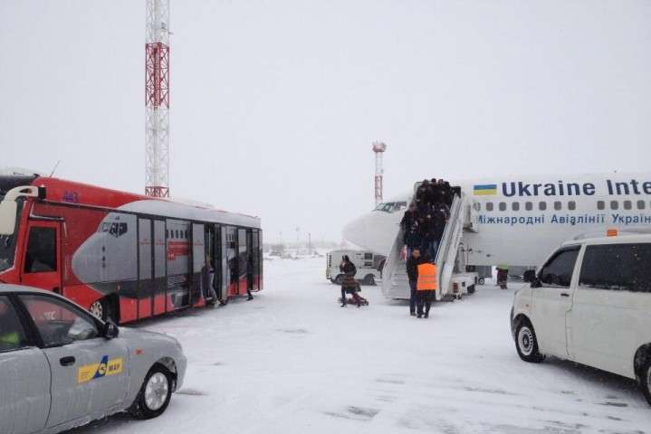 Українські аеропорти працюють у штатному режимі - ДСНС