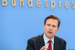  Штеффен Зайберт прокоментував ухвалення закону про реінтеграцію Донбасу 