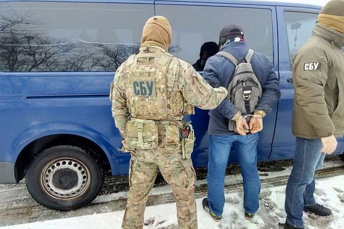 СБУ затримала екстреміста, що збирався вербувати українців