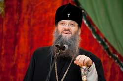 У запорізького митрополита УПЦ МП Луки з'явилася третя іномарка