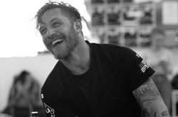 Том Харди оказался рэпером 