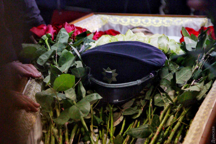 В Одесі попрощалися з поліцейським Ігорем Пригаріним - Йдуть найкращі. Як в Одесі прощалися з поліцейським Ігорем Пригаріним