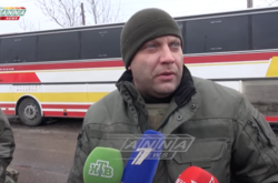 Кто обстрелял автобус в Еленовке?