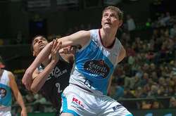 Пустовий провів вдалий матч у першості Іспанії, а Фесенко – в Італії. Результати українських баскетболістів