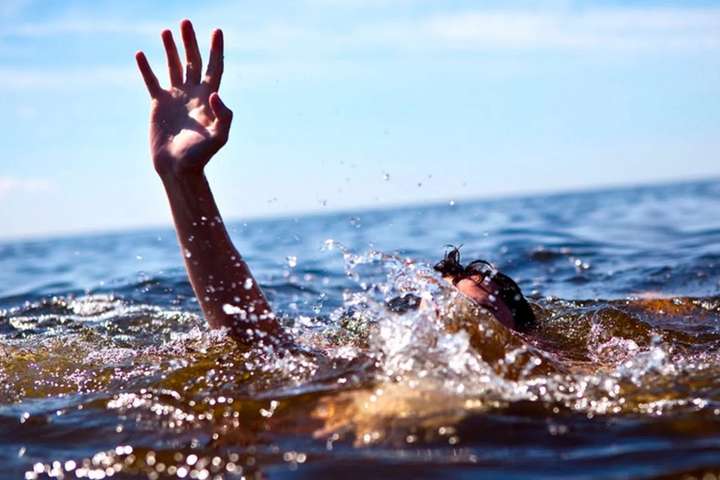 У Миколаївській області під час спроби перепливти річку загинули дві дівчини