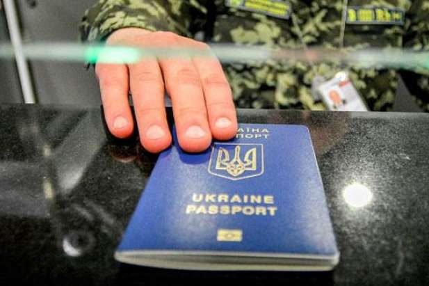 З червня минулого року безвізом скористались майже 402 тисячі українців